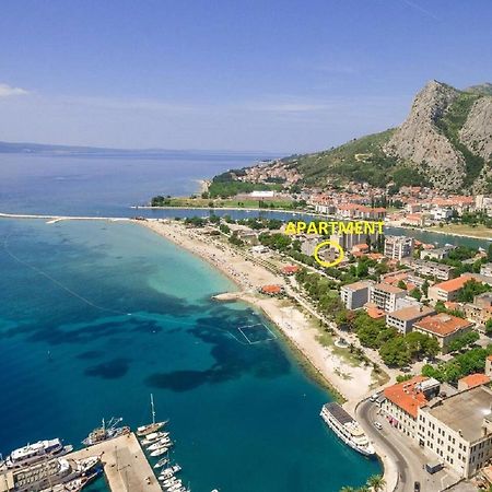 Ap Punta Next To Sandy Beach, Apartment With Garden Omiš Eksteriør billede
